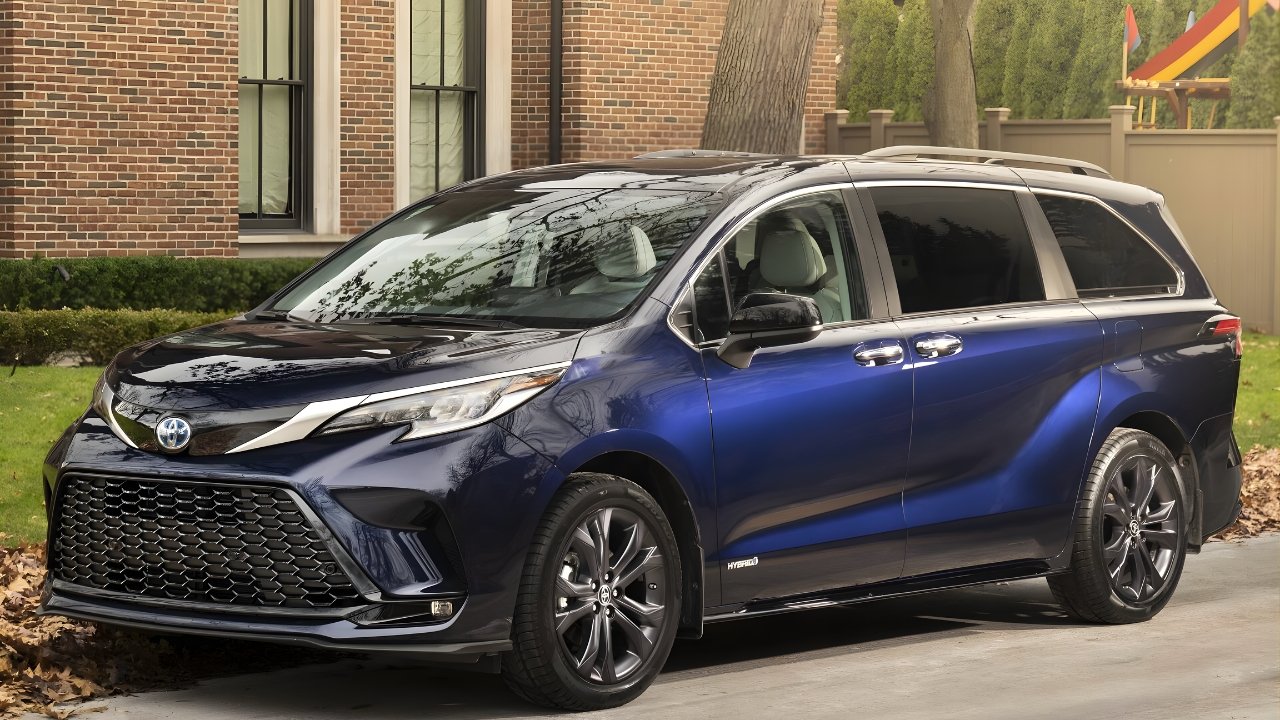 2025 Toyota Sienna Unveiled – Striking Design, 36 MPG Hybrid Efficiency, Smart Cabin Technology, and Redefined Family Comfort